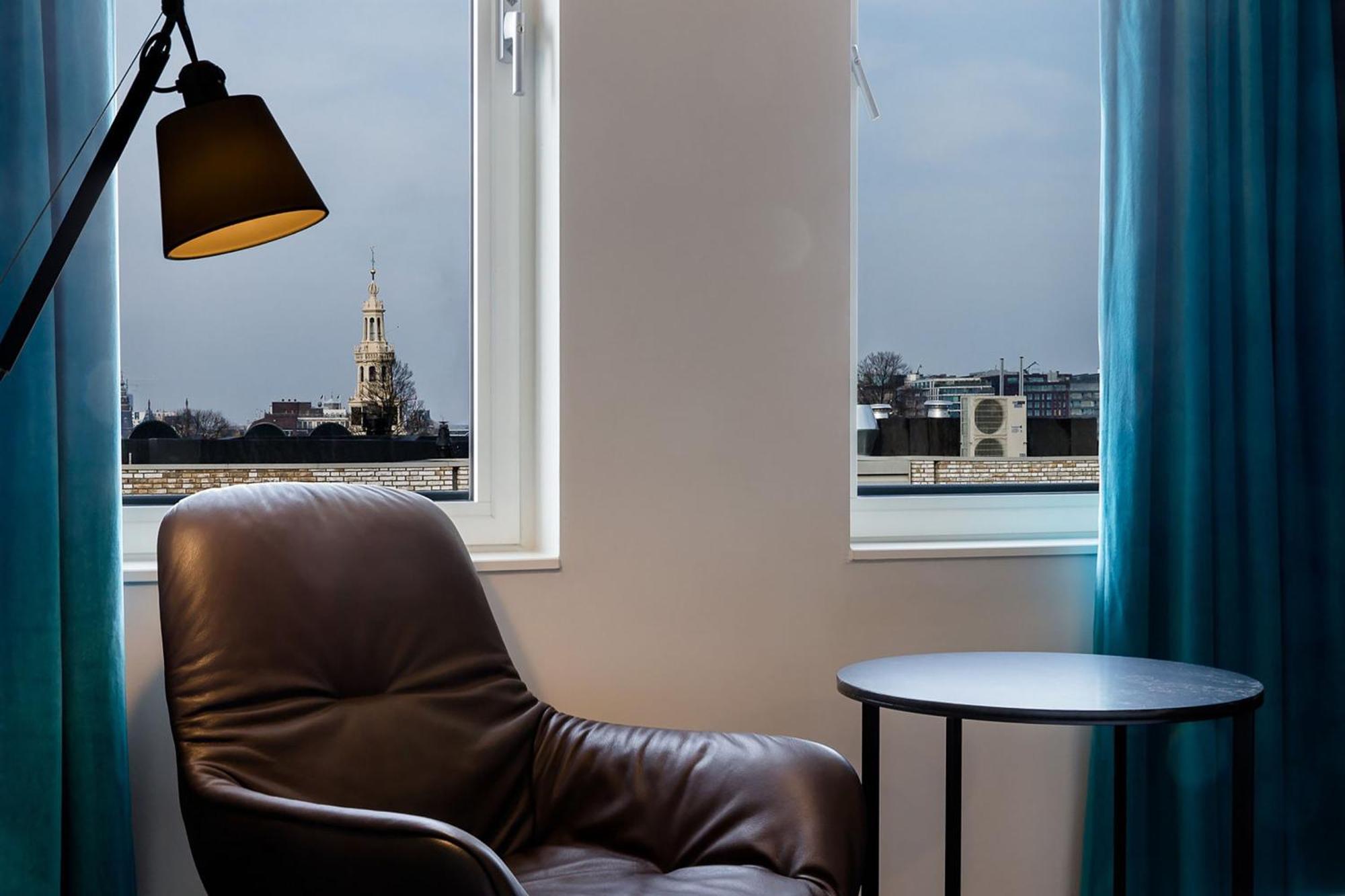 Motel One Amsterdam-Waterlooplein Bagian luar foto