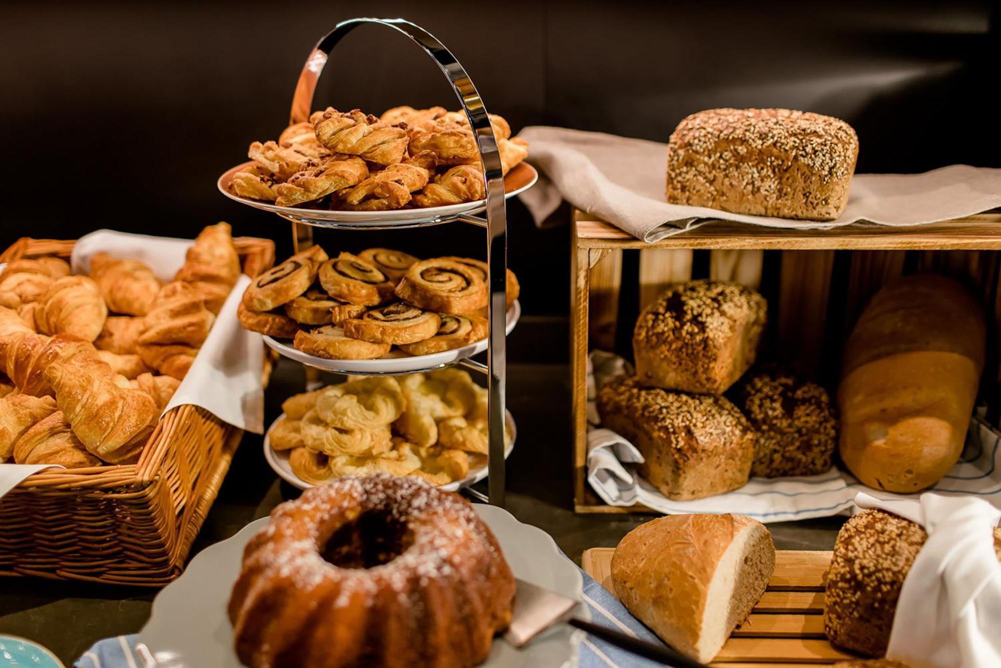 Motel One Amsterdam-Waterlooplein Bagian luar foto