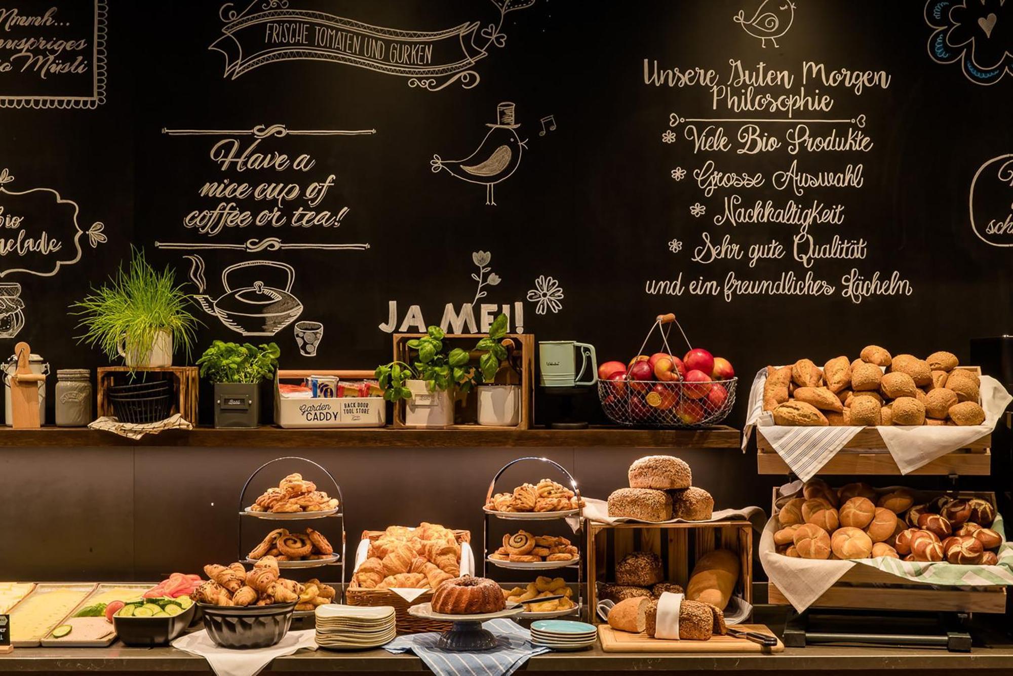 Motel One Amsterdam-Waterlooplein Bagian luar foto