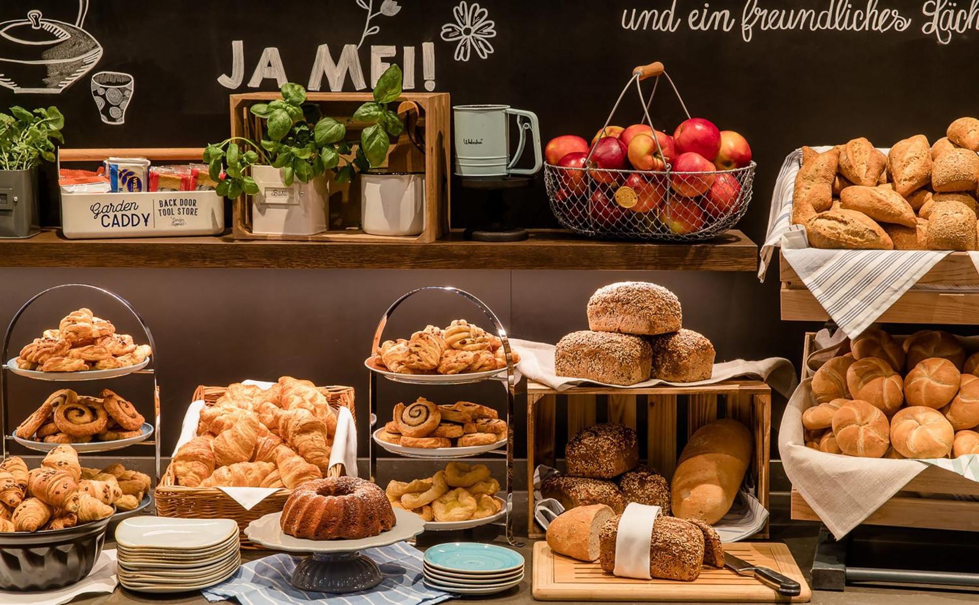 Motel One Amsterdam-Waterlooplein Bagian luar foto