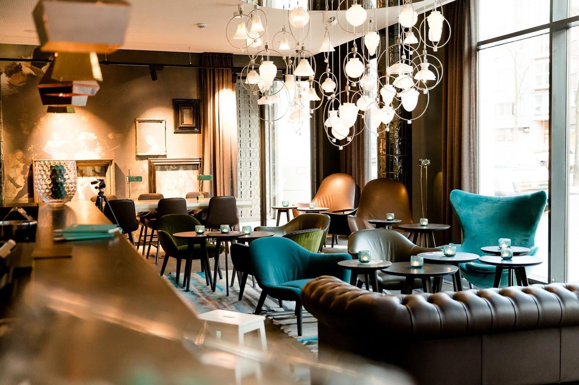 Motel One Amsterdam-Waterlooplein Bagian luar foto